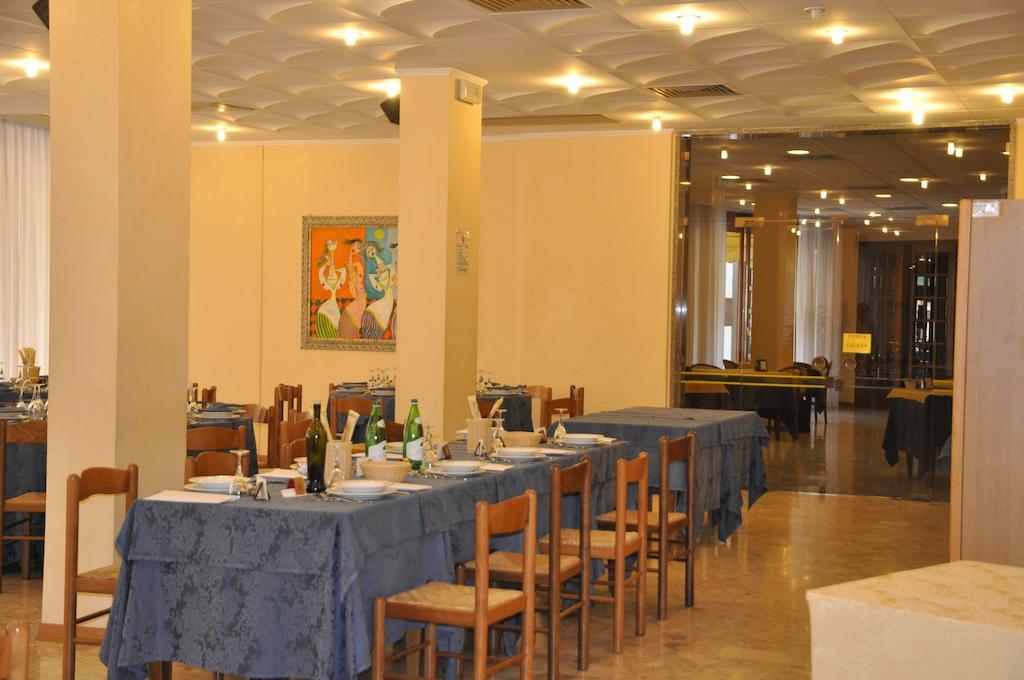 Hotel Terme Di San Vittore Genga  Dış mekan fotoğraf