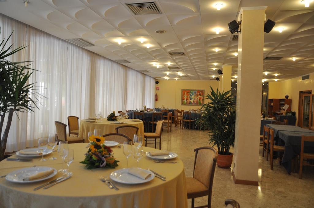 Hotel Terme Di San Vittore Genga  Dış mekan fotoğraf