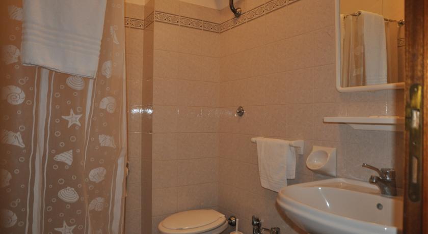 Hotel Terme Di San Vittore Genga  Oda fotoğraf